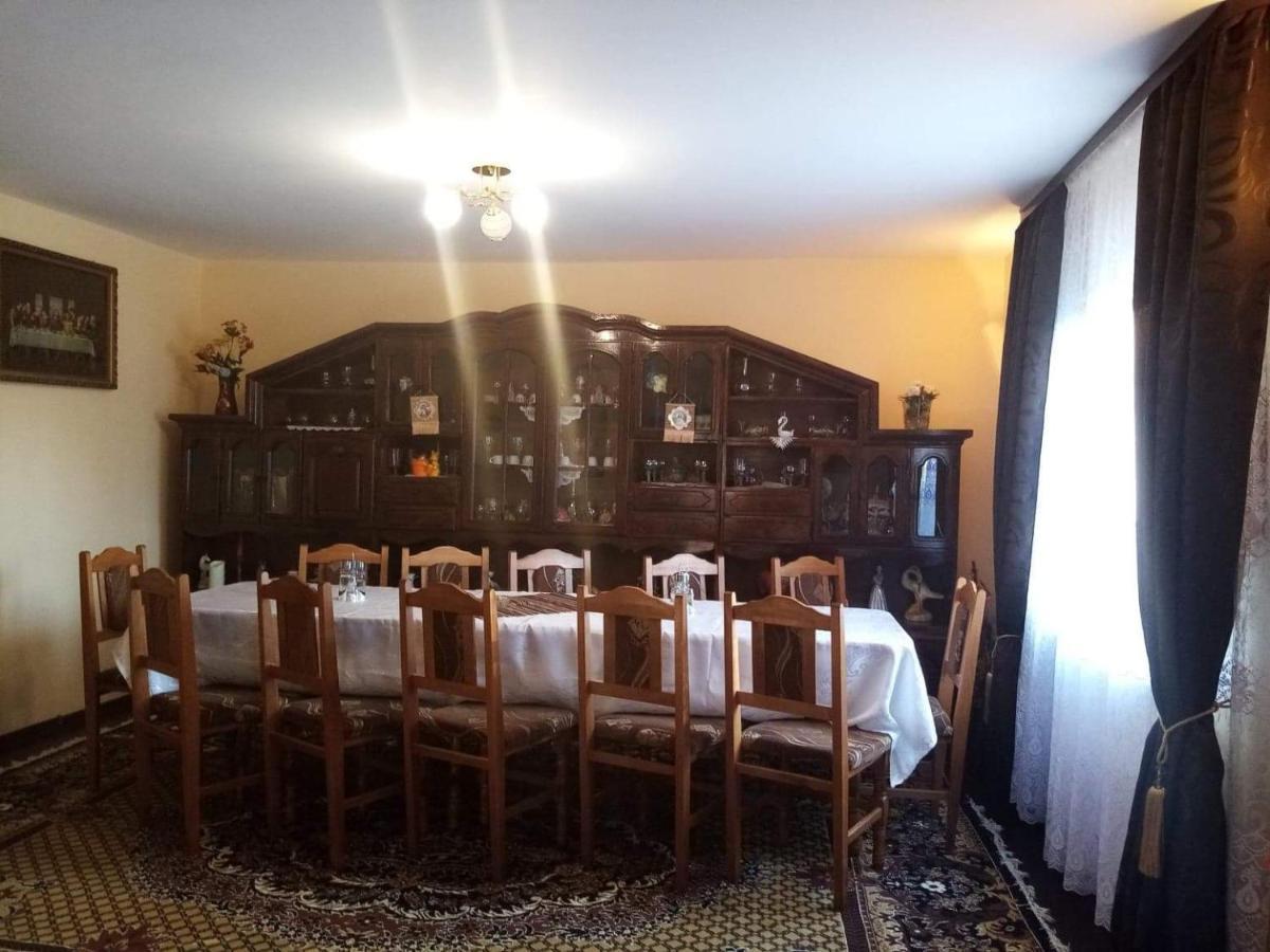 Casa Ionescu Hotel Sadova  Bagian luar foto
